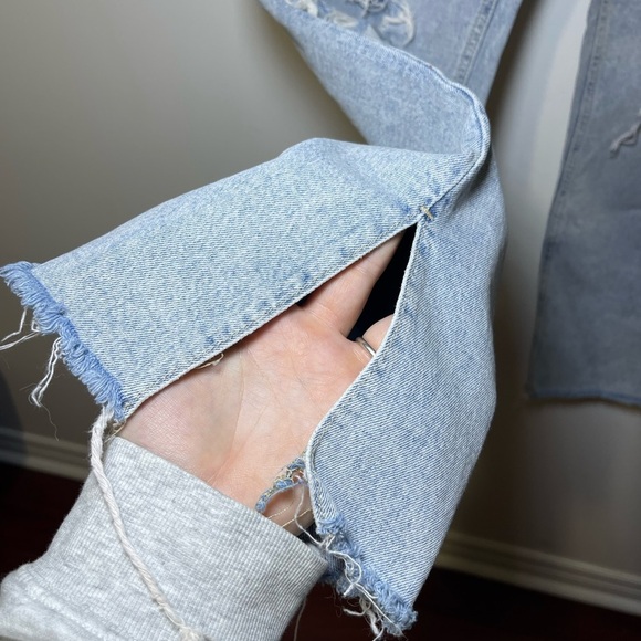 GAP women’s light wash 90’s loose straight leg denim jeans in us 6 - Picture 6 of 11